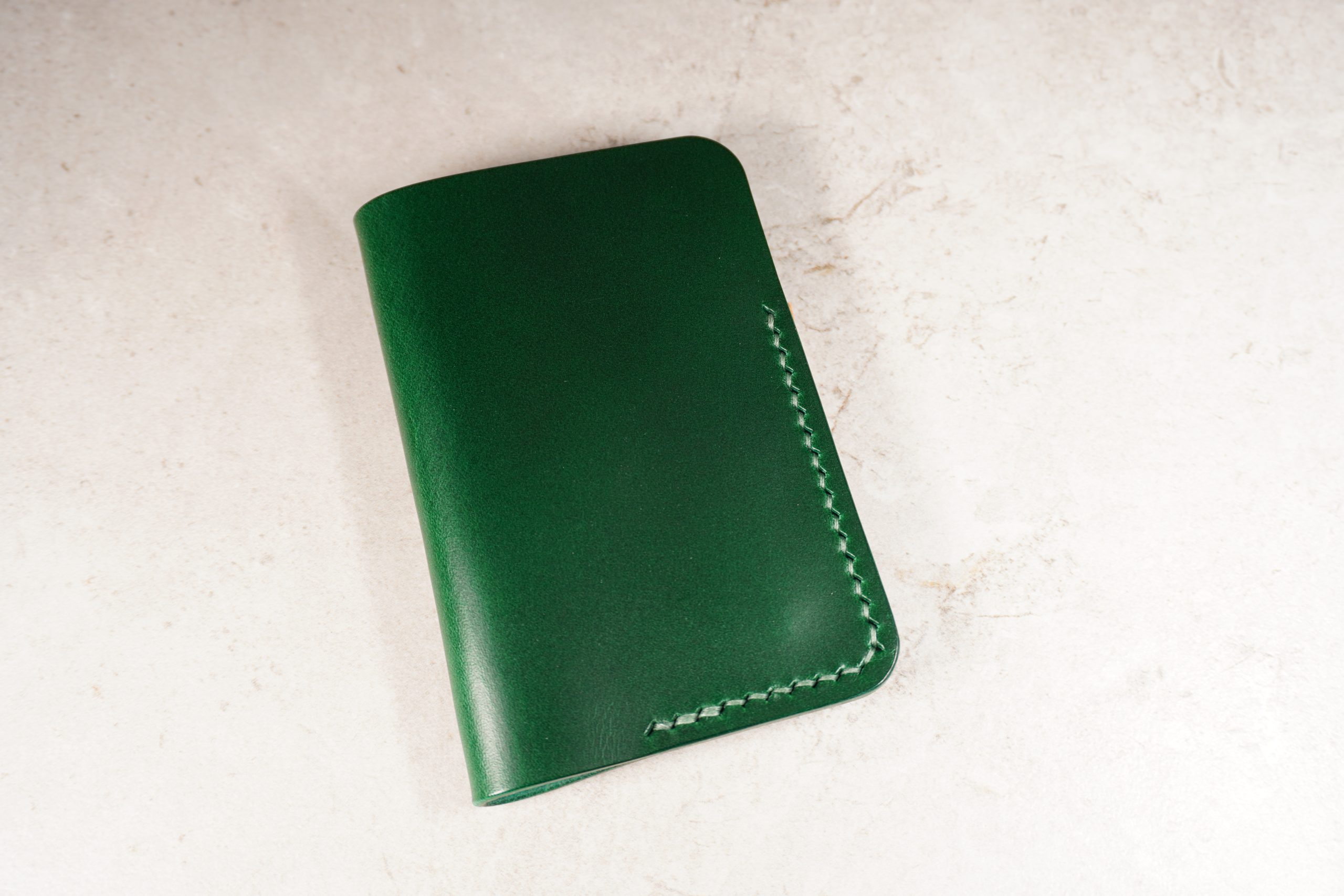 Green sleeve card holder